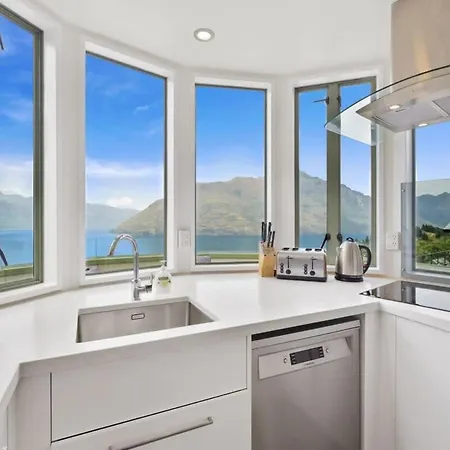 Villa Ruby'S Fernhill Vista Queenstown Exterior foto