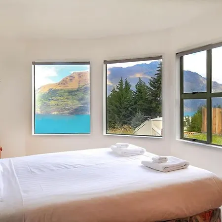Villa Ruby'S Fernhill Vista Queenstown Exterior foto