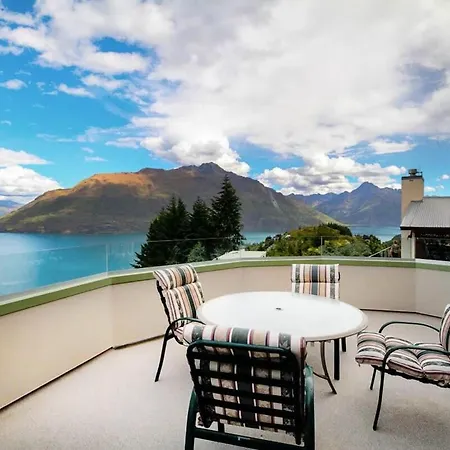 Villa Ruby'S Fernhill Vista Queenstown Exterior foto