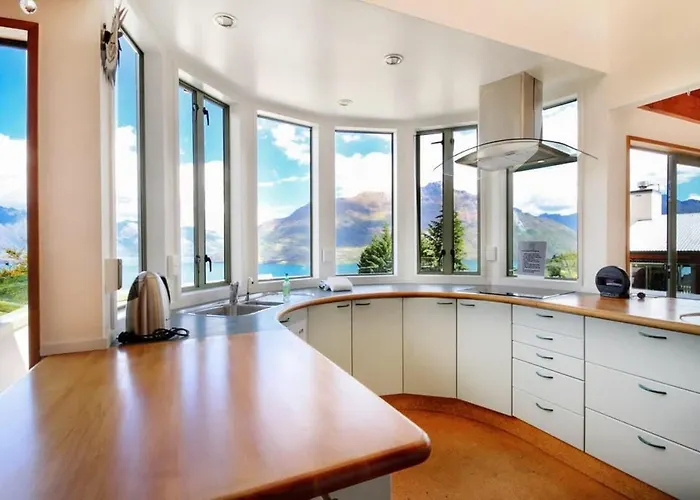 Ruby\'S Fernhill Vista