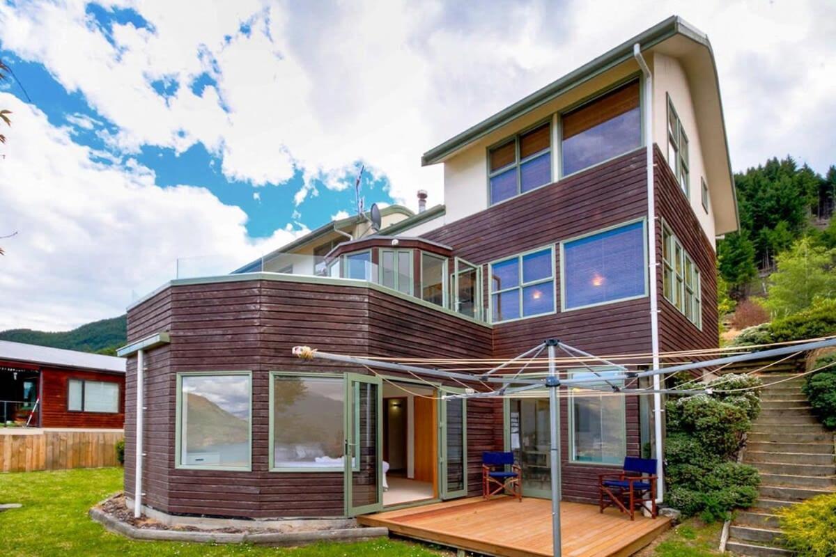 Ruby's Fernhill Vista Holiday home